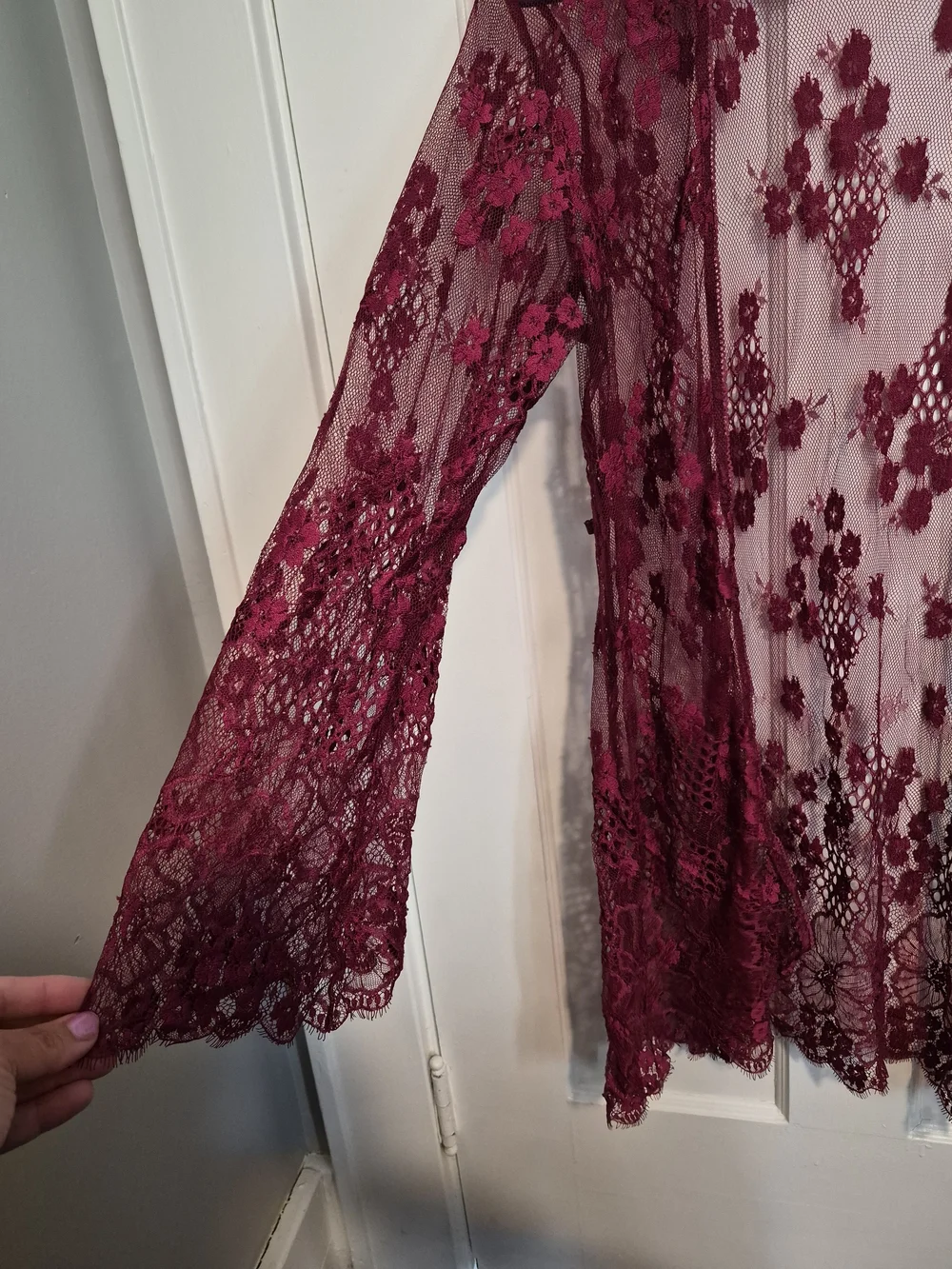 Sheer Burgundy Floral Lace Kimono Robe - Picture 3 of 4